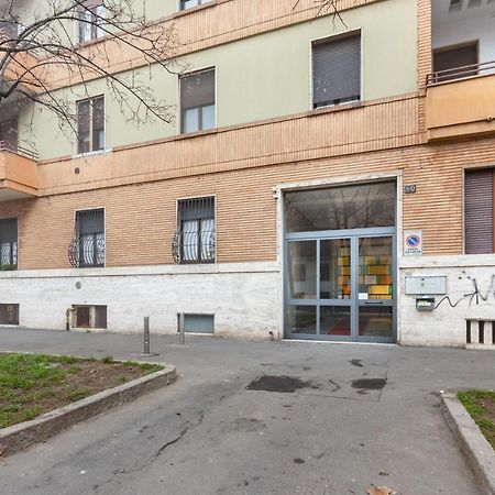 Gambara Cosy Apartment Мілан Екстер'єр фото